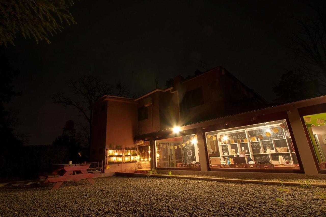 The Hostelhouse Centro. Casa De Huespedes. Villa General Belgrano Dış mekan fotoğraf
